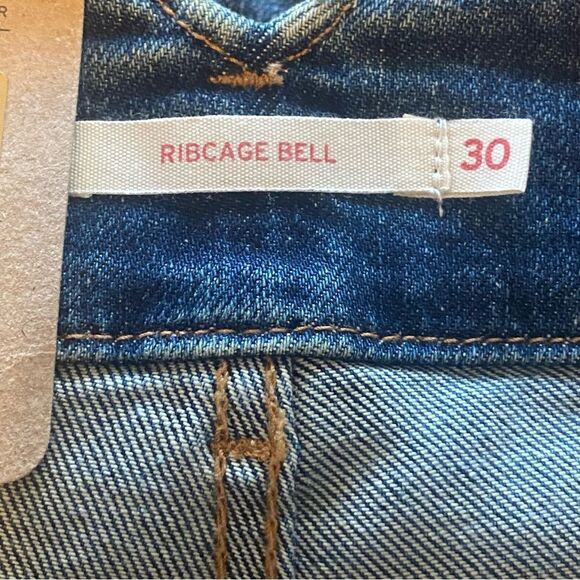 Levi's New W/Tags Ribcage Bell Bottom Super High Rise Jeans Size 30 - Picture 5 of 15